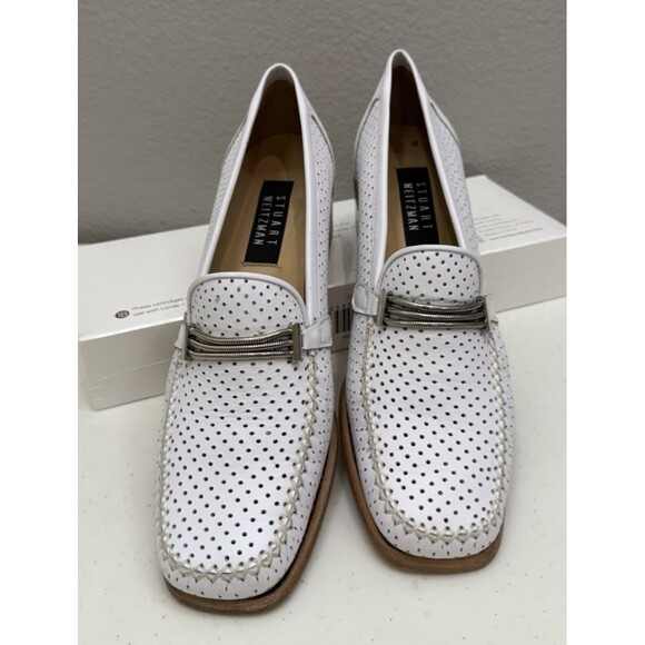 Stuart Weitzman Womens Loafers Size 9 Shoes Perforated Leather Low Heel Designer - Picture 2 of 10